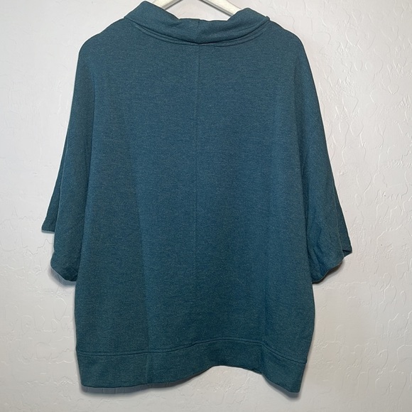 Deep Green Oversized Bat Wing Poncho sz L - Picture 3 of 4